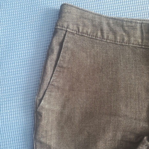 Banana Republic Hampton Fit Shorts In Denim - Picture 5 of 8